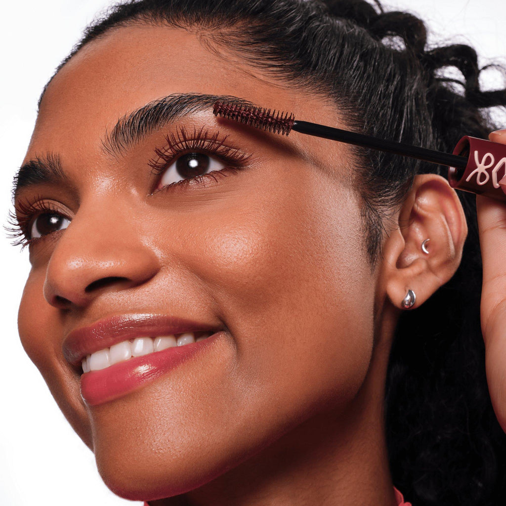 Brown & Burgundy Eyes: το πιο wearable eye trend του φθινοπώρου
