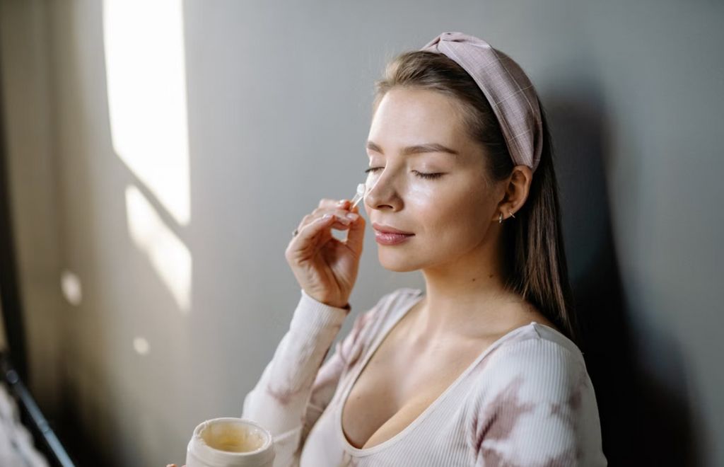 Post-Summer Skin Reset: 5 βήματα για ενυδατωμένη & φωτεινή επιδερμίδα