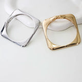 Azade Τετράγωνη Μεταλλική Χειροπέδα σε Ασημί Χρώμα