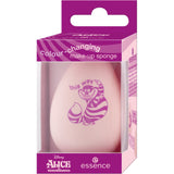 essence Disney Alice in Wonderland colour-changing make-up sponge 01 This Way Or That Way?