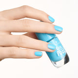 essence gel nail polish 39 COOL by the POOL