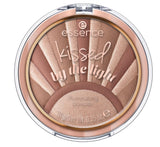 essence kissed by the light illuminating powder 02 sun kissed 10g